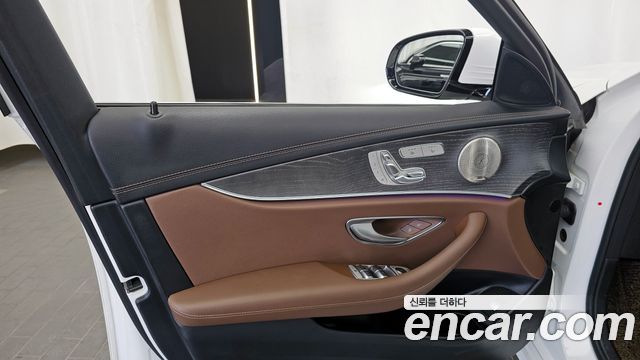 Mercedes-Benz E-Class E350 4MATIC Avantgarde