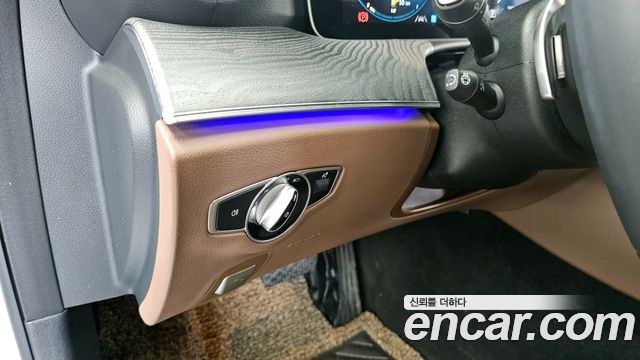 Mercedes-Benz E-Class E350 4MATIC Avantgarde