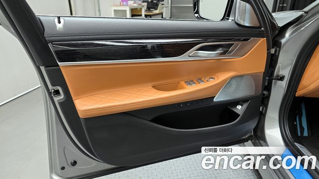BMW 7-Series 730d xDrive M Sport