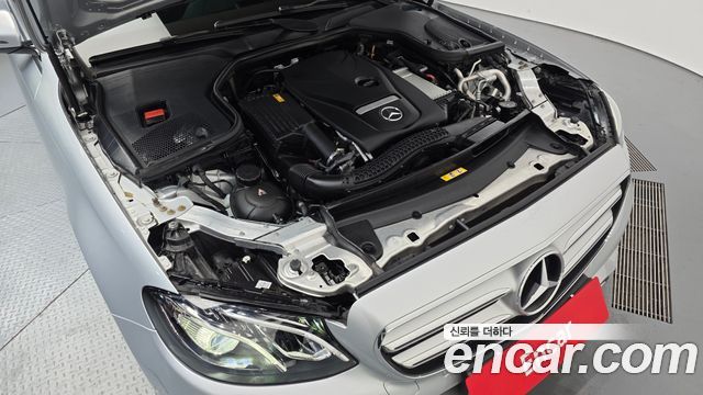 Mercedes-Benz E-Class E300 Avantgarde