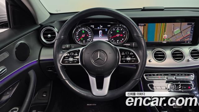 Mercedes-Benz E-Class E300 Avantgarde