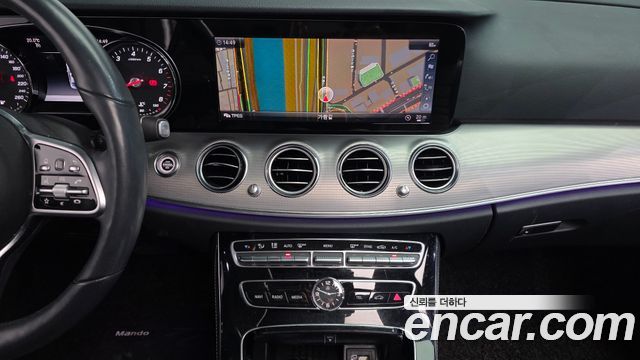Mercedes-Benz E-Class E300 Avantgarde