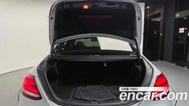 Mercedes-Benz E-Class E300 Avantgarde