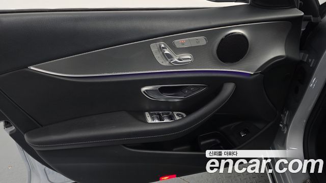 Mercedes-Benz E-Class E300 Avantgarde