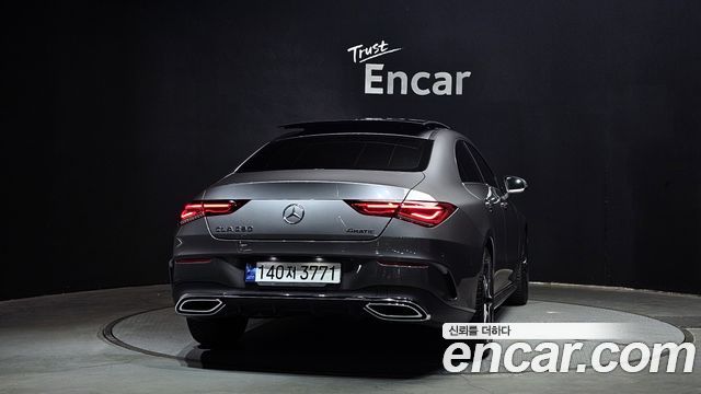 Mercedes-Benz CLA-Class CLA250 4MATIC