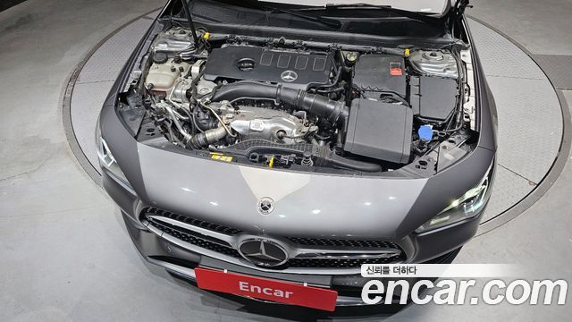 Mercedes-Benz CLA-Class CLA250 4MATIC