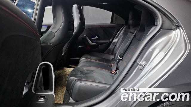 Mercedes-Benz CLA-Class CLA250 4MATIC