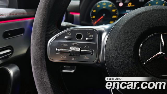 Mercedes-Benz CLA-Class CLA250 4MATIC