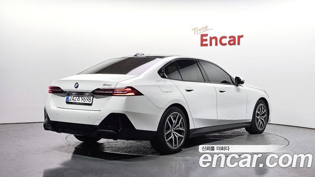 BMW 5-Series 520i M Sport