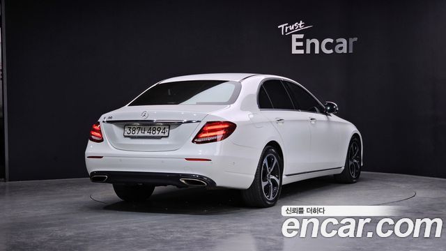 Mercedes-Benz E-Class E250 Avantgarde