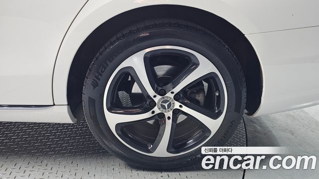 Mercedes-Benz E-Class E250 Avantgarde