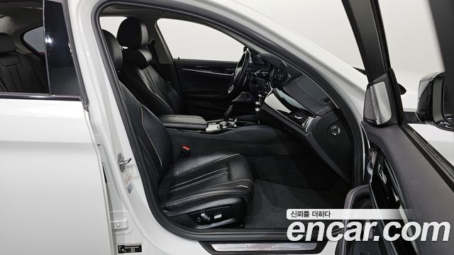 BMW 5-Series 520d Luxury Special Edition