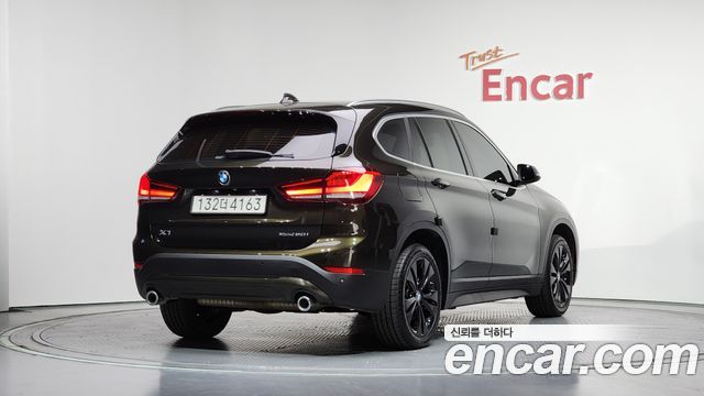BMW X1 xDrive 20i Advantage