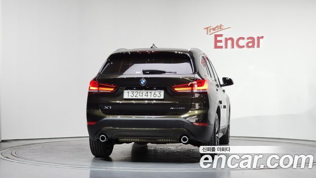 BMW X1 xDrive 20i Advantage