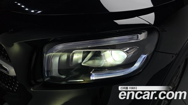 Mercedes-Benz GLB-Class GLB250 4MATIC