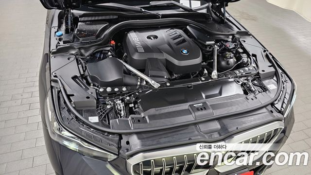 BMW 5-Series 530i xDrive M Sport