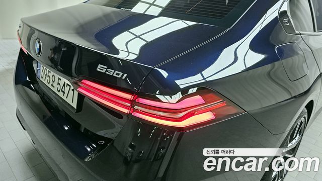 BMW 5-Series 530i xDrive M Sport