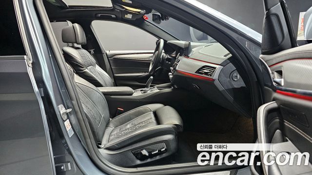 BMW 5-Series 520d M Sport Package Plus