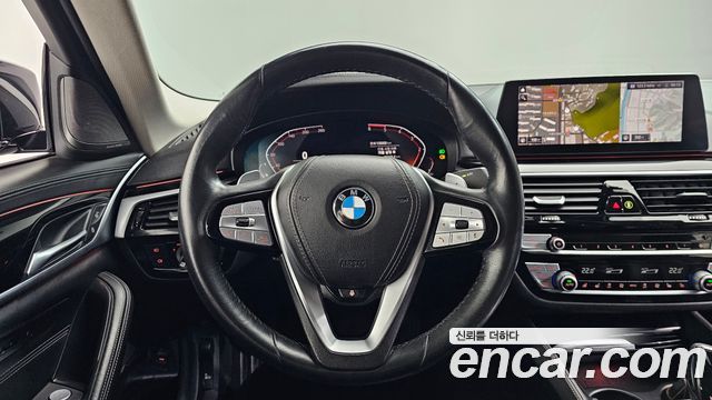 BMW 5-Series 520d xDrive Luxury Plus