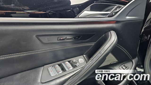 BMW 5-Series 520d xDrive Luxury Plus