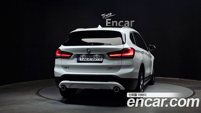 BMW X1 xDrive 20i xLine