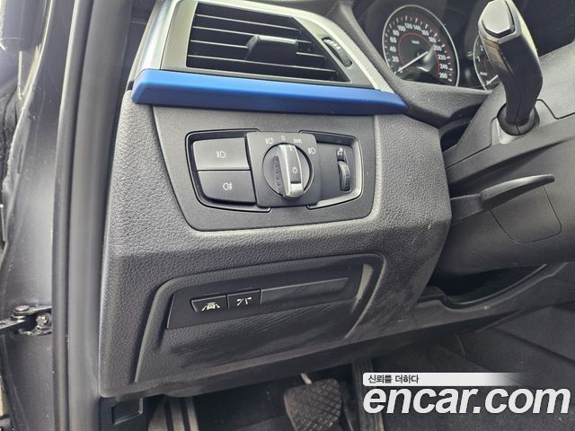 BMW 3-Series 330i M Sport