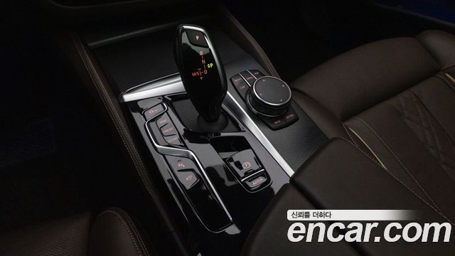 BMW 5-Series 523d M Sport