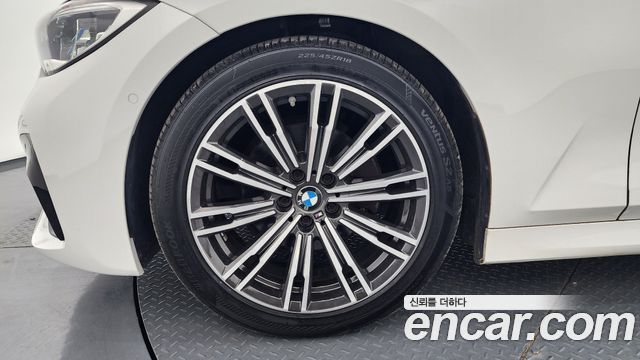 BMW 3-Series 320i M Sport