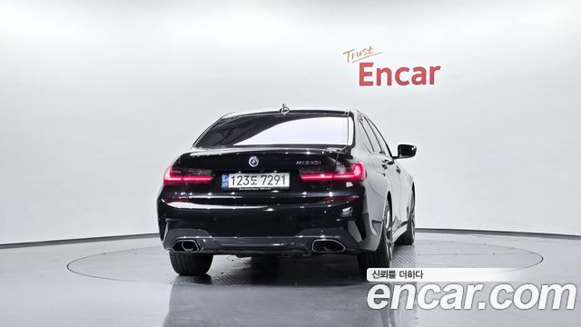 BMW 3-Series M340i Performance