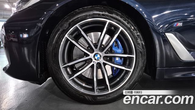 BMW 5-Series 520i M Sport