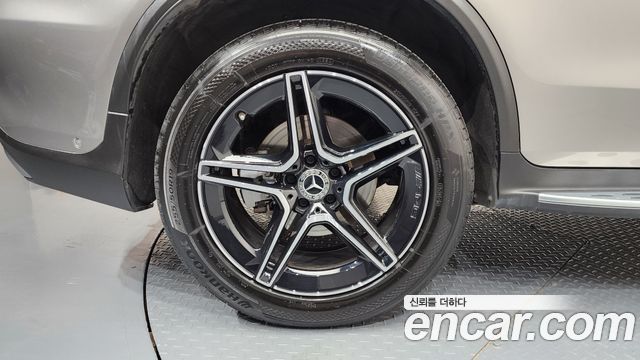 Mercedes-Benz GLC-Class GLC300 4MATIC
