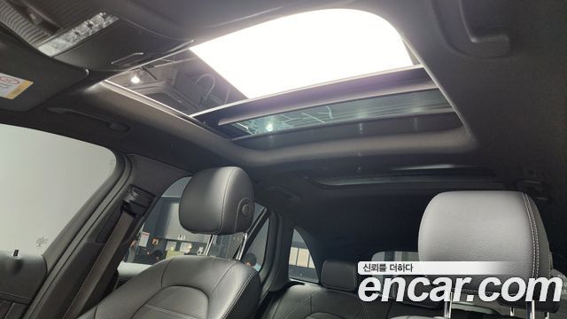 Mercedes-Benz GLC-Class GLC300 4MATIC