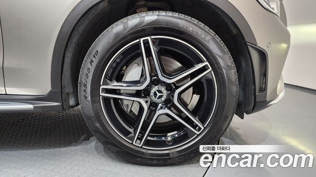 Mercedes-Benz GLC-Class GLC300 4MATIC
