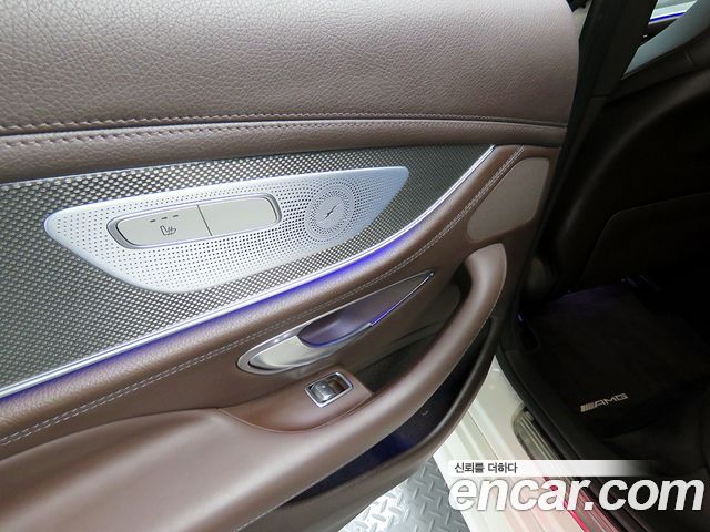 Mercedes-Benz CLS-Class CLS300d AMG Line