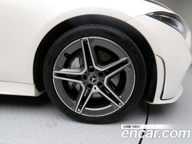 Mercedes-Benz CLS-Class CLS300d AMG Line