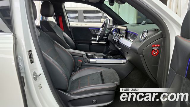 Mercedes-Benz GLB-Class AMG GLB35 4MATIC