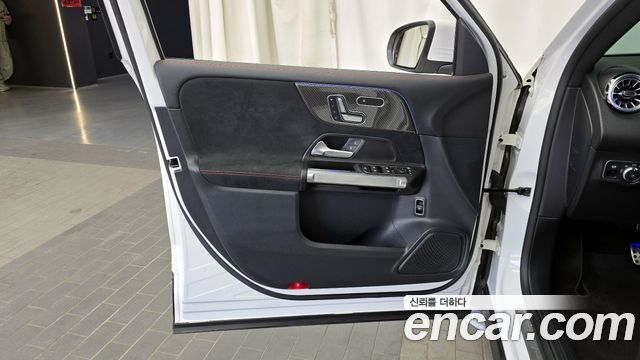 Mercedes-Benz GLB-Class AMG GLB35 4MATIC