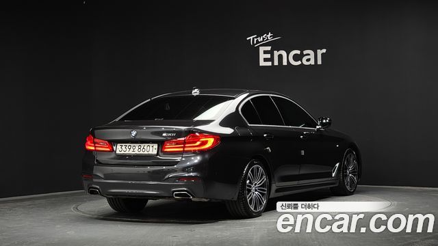 BMW 5-Series 530i M Sport Package Plus