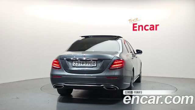 Mercedes-Benz E-Class E300e Exclusive