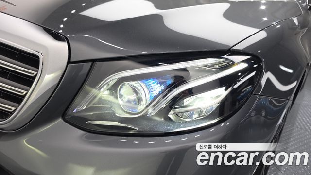 Mercedes-Benz E-Class E300e Exclusive