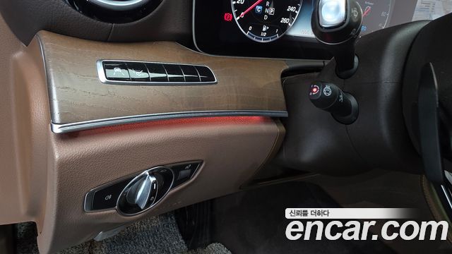 Mercedes-Benz E-Class E300e Exclusive