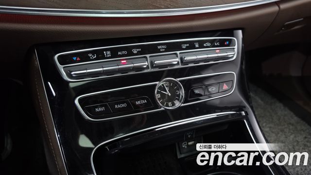 Mercedes-Benz E-Class E300e Exclusive