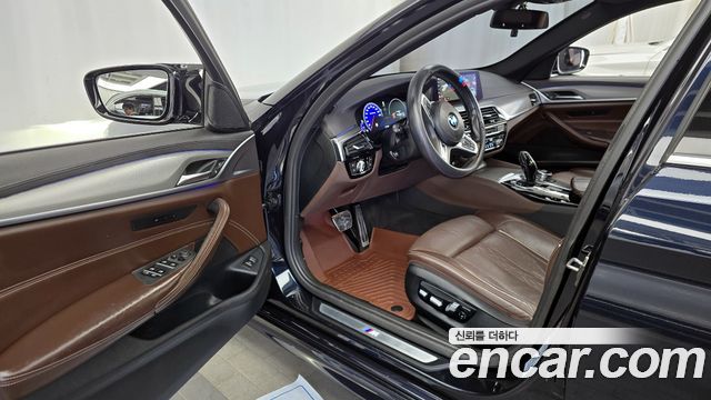 BMW 5-Series 520d xDrive M Sport Package Plus