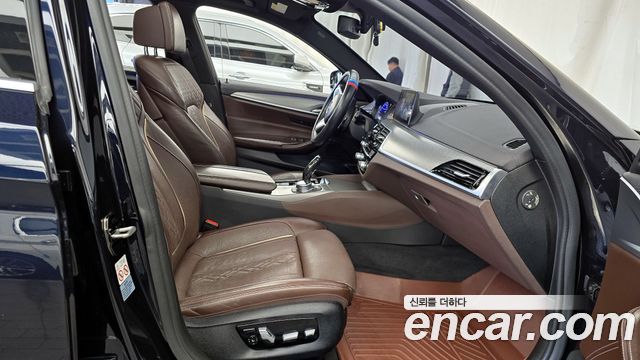 BMW 5-Series 520d xDrive M Sport Package Plus