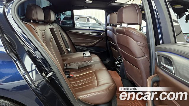 BMW 5-Series 520d xDrive M Sport Package Plus