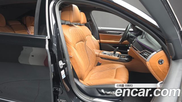BMW 7-Series 740Li xDrive M Sport Package