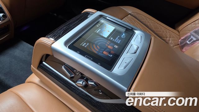 BMW 7-Series 740Li xDrive M Sport Package