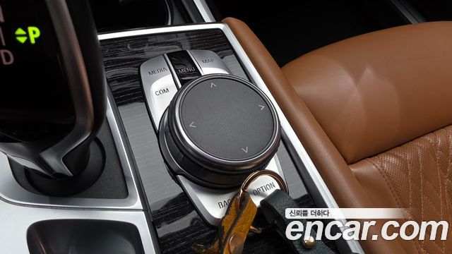 BMW 7-Series 740Li xDrive M Sport Package