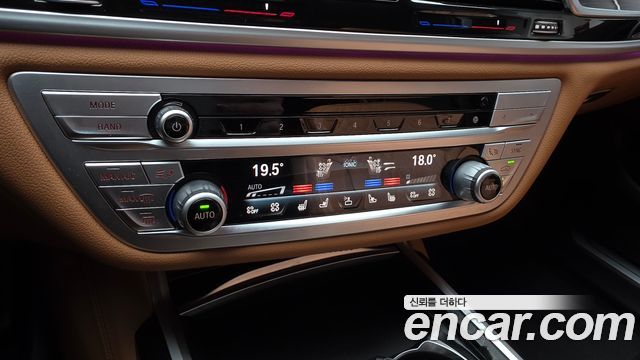 BMW 7-Series 740Li xDrive M Sport Package