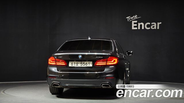 BMW 5-Series 530i xDrive M Sport Package
